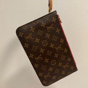 Louis Vuitton Pochette